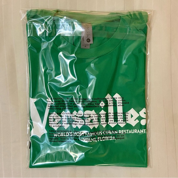 Versailles World Famous Cuban Restaurant Miami FL sz M 🔱 - Picture 10 of 10